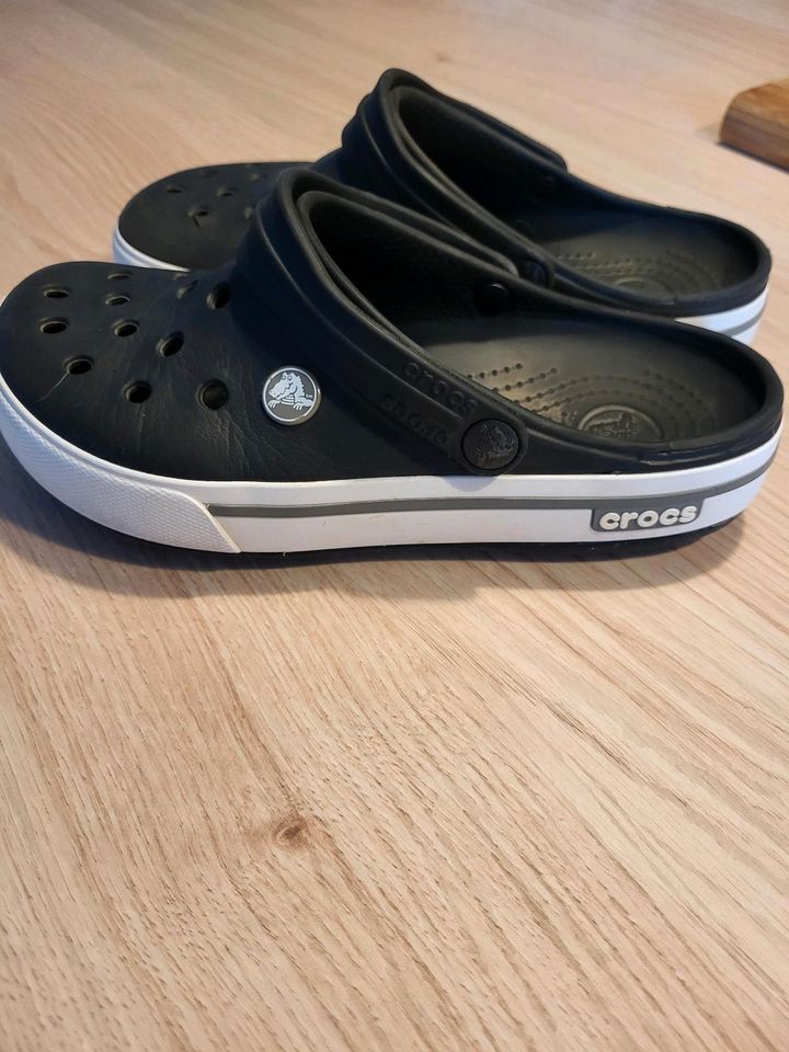 Crocs Gr.36/37 in Gerzen