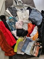 Damen Bekleidungspaket Gr.S NEU 30€ Nordrhein-Westfalen - Gelsenkirchen Vorschau