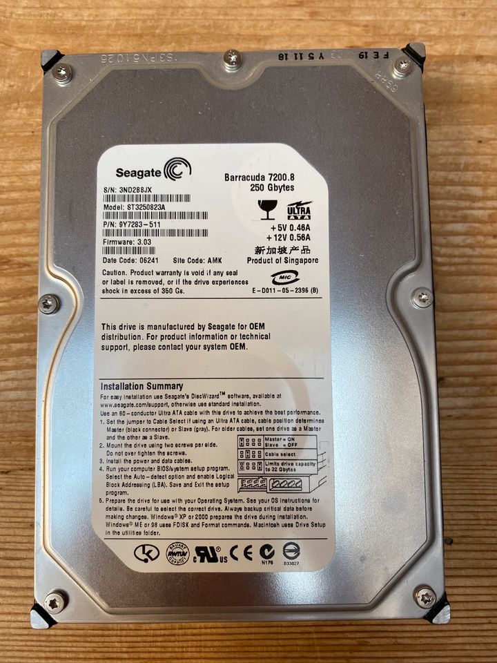 250GB Seagate Barracuda 7200.8 ST325082 3A Festplatte in Haimhausen