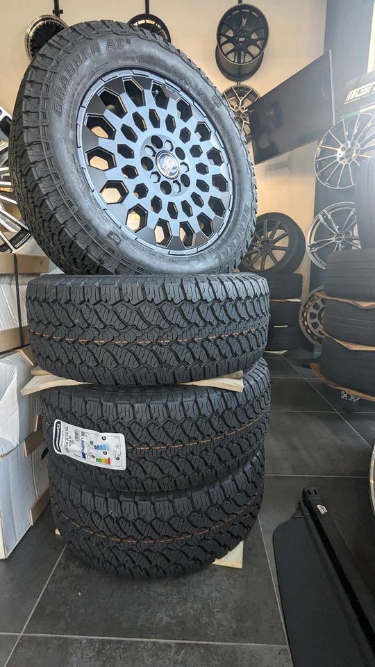 MSW99 7,5x18 ET57 5x130/Grabber AT3 255/55R18 Camper in Lennestadt