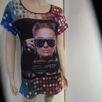 Dsquared2 T-Shirt ausgefallenem Print + Strasssteinen Bayern - Gilching Vorschau