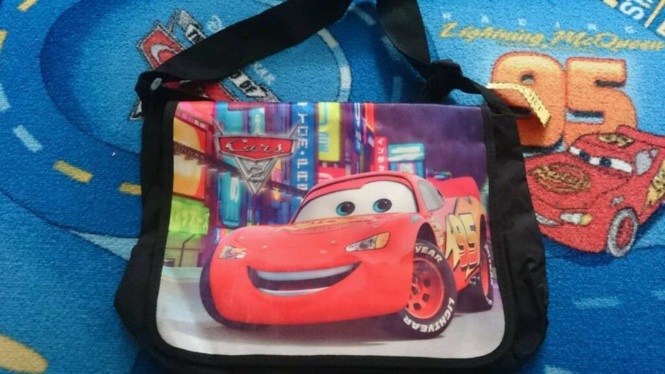 Kleinkind Disney cars mcqueen Umhänge Tasche neu in Aachen