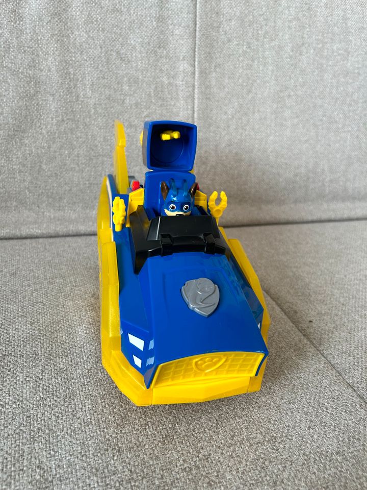 Paw Patrol Charged Police Hovercraft Cruiser Chase Polizei Auto in Düsseldorf