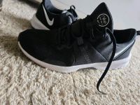 Nike Schuhe größe 40 Lüneburger Heide - Neuenkirchen Vorschau