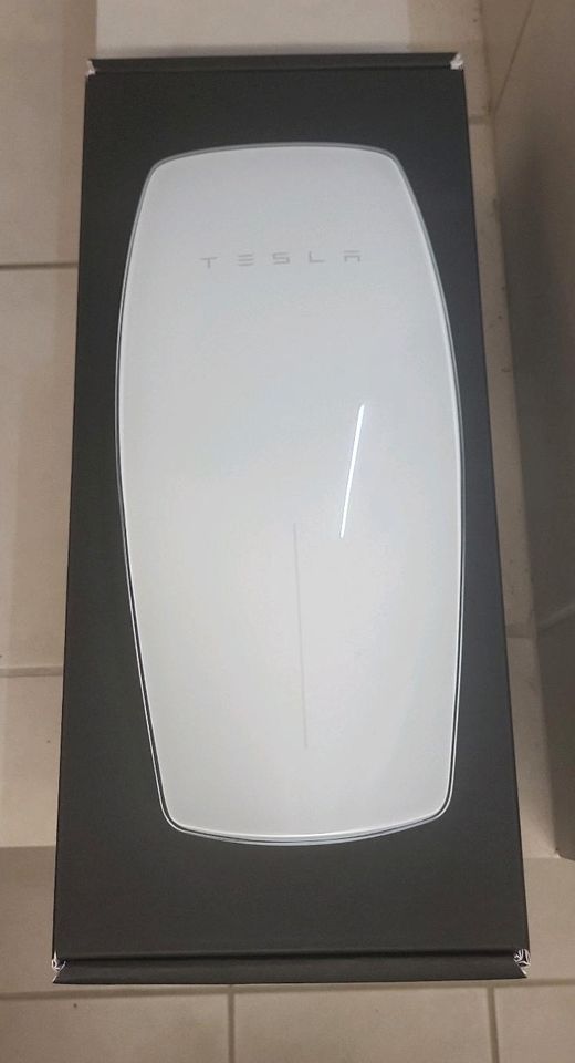 Tesla Wall Connector 3 Glass, Wallbox Glas weiß in Windhausen