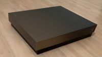 Xbox One X 1TB mit 3 Controllern und 3 Spielen Hessen - Groß-Zimmern Vorschau