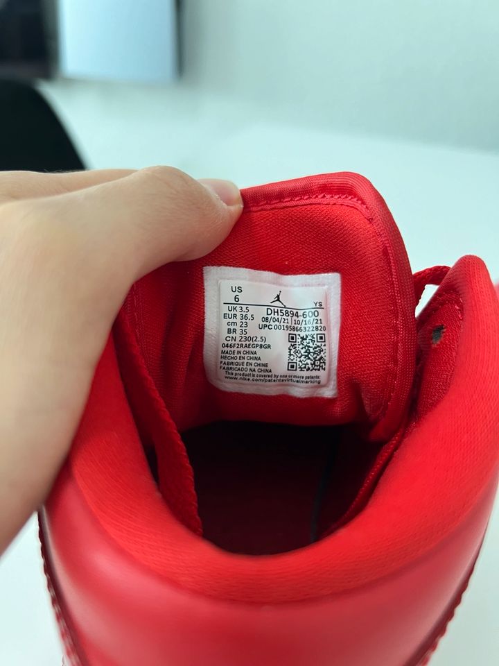 Nike Air Jordan 1 High Gr. 36,5 in Bochum