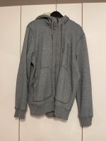 Puma Weste Jacke grau Größe 52/54 XL Sweatshirt Hoodie Rheinland-Pfalz - Waldmohr Vorschau