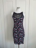 Kleid schwarz mit Blumen und Spitze Tally Weijl Gr. M-L Berlin - Tempelhof Vorschau