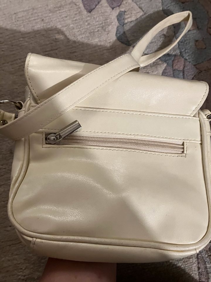 Kleine Handtasche in Fischbach