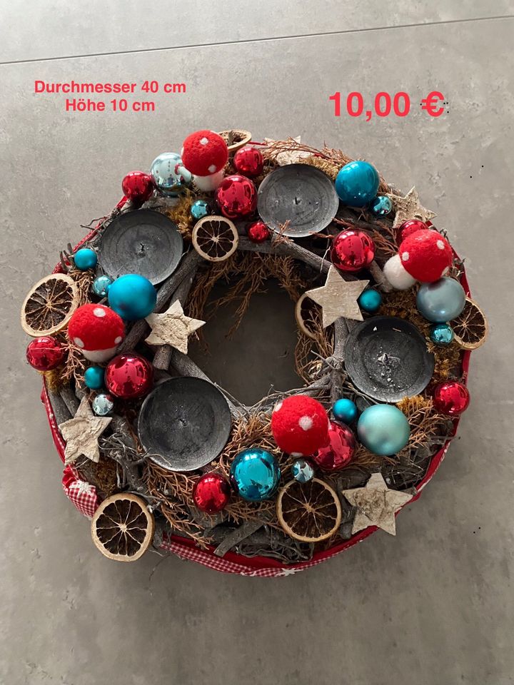 schöne Advents-/Weihnachtsdeko #Adventskranz #Baumschmuck in Pulheim