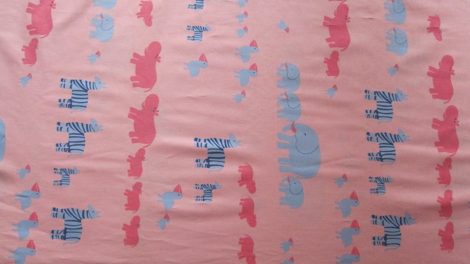 Dekostoff NEU/Stoff Kinder/Dekostoff Meter "Tiere in Afrika" rosa in Hannover