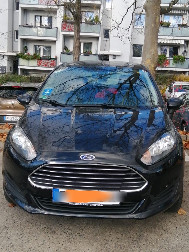 Das Auto Ford Fiesta in Berlin