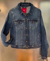 S.Oliver Jeansjacke Gr. 40 Hessen - Groß-Rohrheim Vorschau