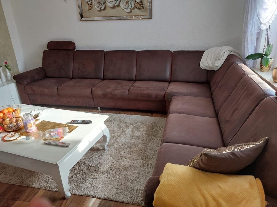 Sofa mit Schlaffunktion in braun in Kassel