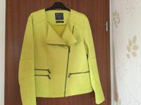 Jacke aus Wildlederimitat Gr. 42 -neonfarben und ungetragen Sachsen - Radeburg Vorschau