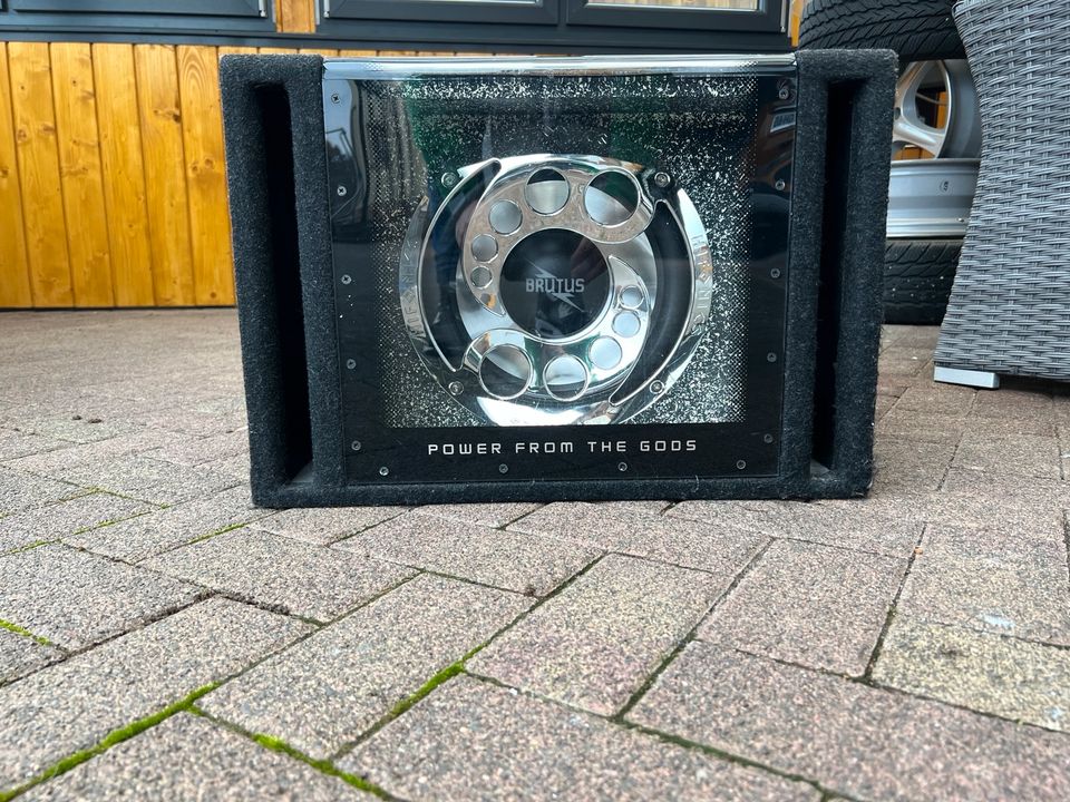 Subwoofer Hifonics „Brutus“ in Hoppstädten-Weiersbach