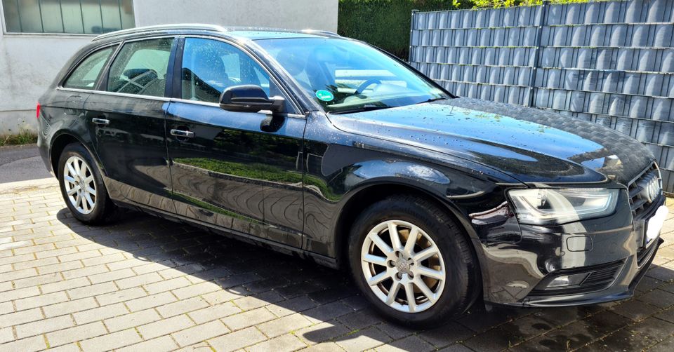 Audi A4 2.0 TDI Avant in St. Ingbert