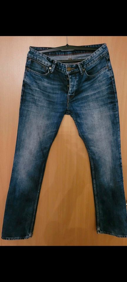 Cross Jeans "Dylan" Gr. 32/32 in Waldkirchen