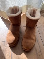 UGG Braun/Gold Berlin - Hellersdorf Vorschau