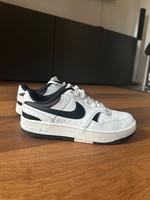 Nike Sneaker – Weiß/Schwarz – Gr. 37,5- Top Zustand! Baden-Württemberg - Dielheim Vorschau
