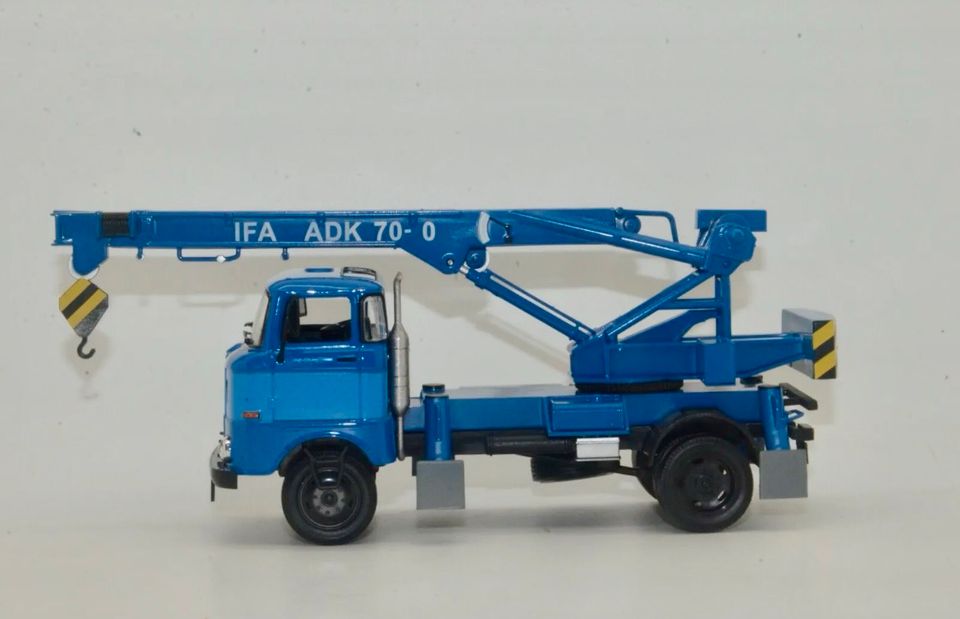 ⭐️ 1:43 IFA W50 ADK 70-0 LKW Kranwagen blau in Wuppertal