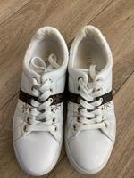 Guess Schuhe Größe 37 Sachsen - Freital Vorschau