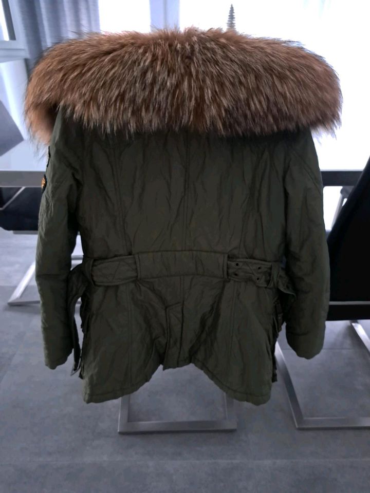 Zuelement Winterjacke Gr.36 mit Kapuze in Bremen