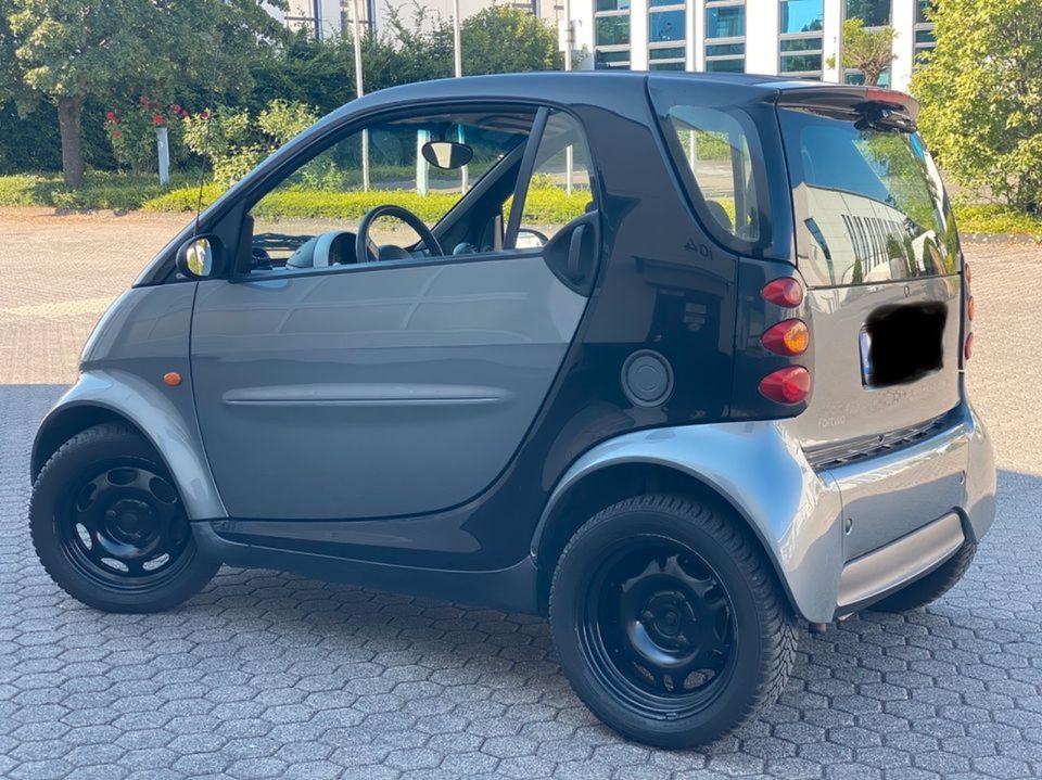 Smart Fortwo Facelift - SUPER FARBE - SPARWUNDER -AUTOMATIK in Troisdorf