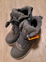 Gefütterte Winterschuhe Größe 36 Neu Brandenburg - Fürstenwalde (Spree) Vorschau