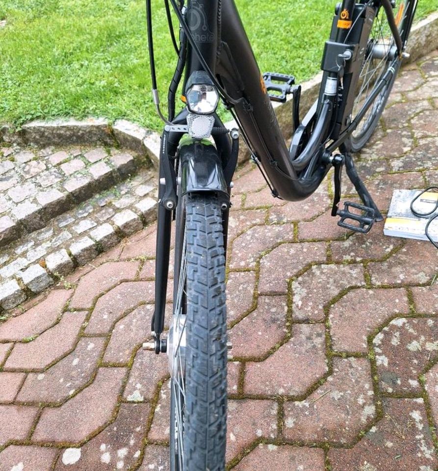 E-Bike E-Fahrrad 28 in Schwanfeld