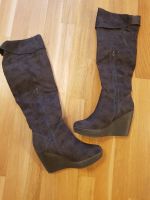 Overknee Stiefel 40 Akira Kunstleder Braun wie neu Berlin - Neukölln Vorschau