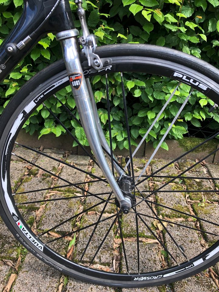 Schauff Rennrad zusätzlich mit einer Ahead Carbon Rennradgabel in Schotten