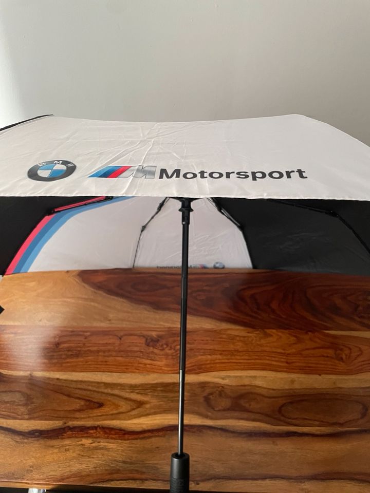 BMW MOTORSPORT SCHIRM NEU in Siegen