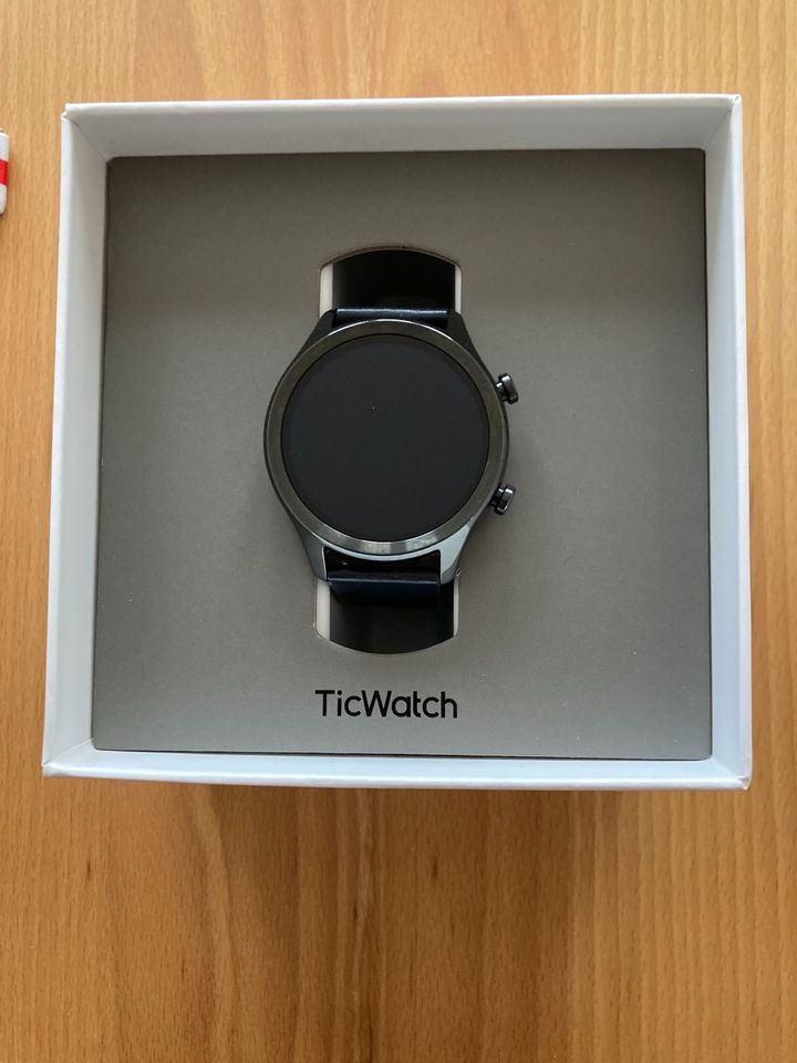 Tic watch c2 Smartwatch Ersatzarmband in Aachen