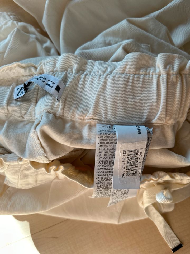 Zara Jeans Hose weiß XS ungetragen in Kaufering