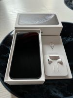 iPhone XR in schwarz 64 GB Sehr guter Zustand Niedersachsen - Wolfsburg Vorschau