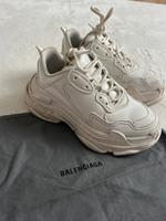 Balenciaga triple s gr.36 Stuttgart - Stuttgart-Ost Vorschau