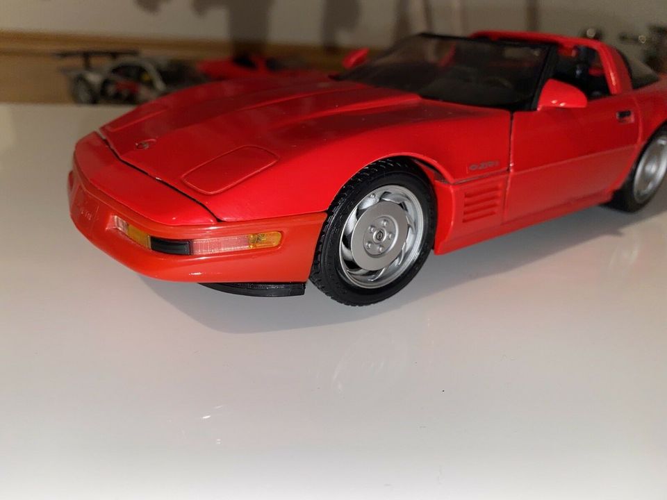 Modellauto Corvette ZR-1 1992 Maisto 1:18 Sammlung Auto in Eschweiler