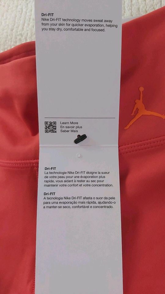 NEU NIKE JORDAN Sport Sporthose Tight Fit Sportlegging Yogahose in Magdeburg