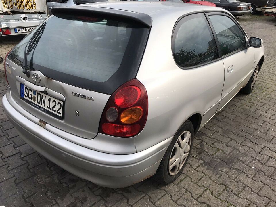 Toyota Corolla E11 Ersatzteile Gebrauchtteile Auto teile köln in Köln Vogelsang