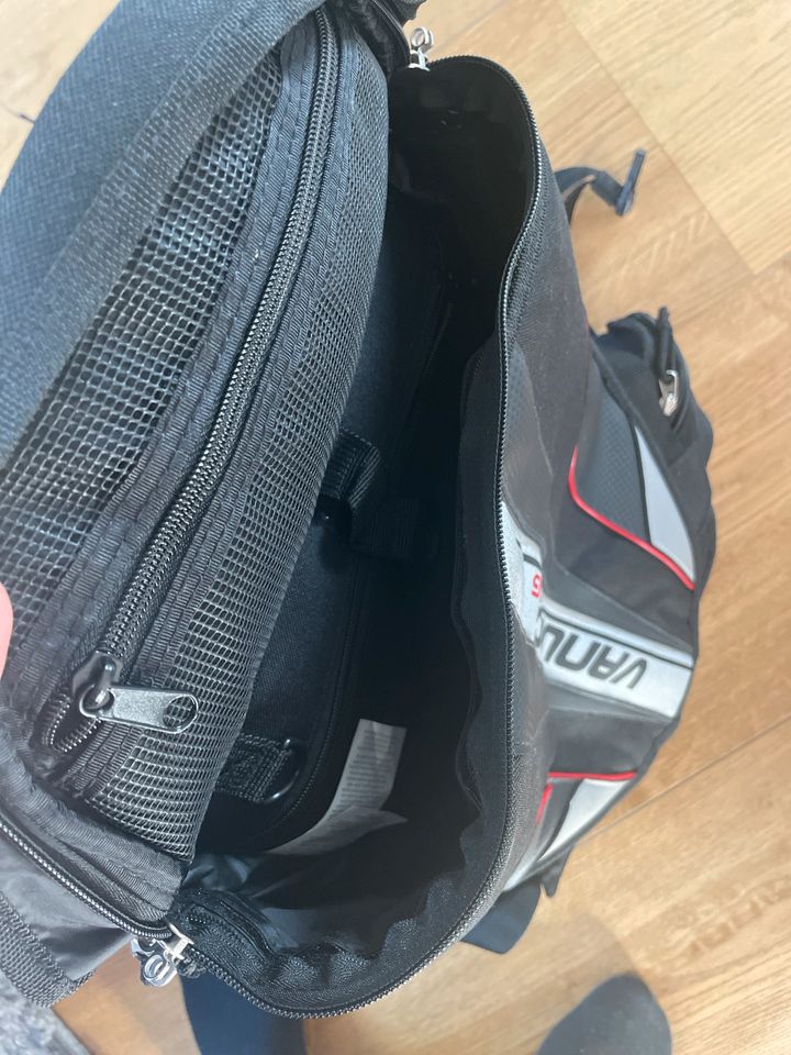 Rucksack Motorrad sehr guter Zustand Vanucci in Wendisch Rietz