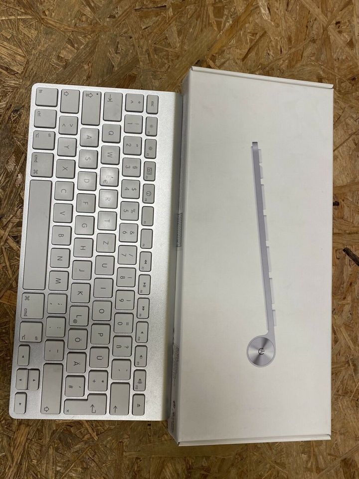 Apple Wireless Keyboard Bluetooth gebraucht in Hochdorf-Assenheim