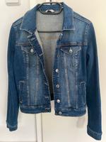 Damen Jeansjacke Größe 36 Berlin - Neukölln Vorschau