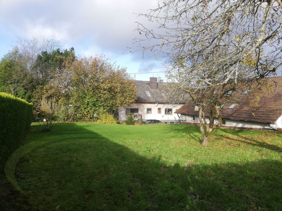 Haus in ruhiger Ortsrandlage auf ca 800 qm Grundstück in Hirzenhain