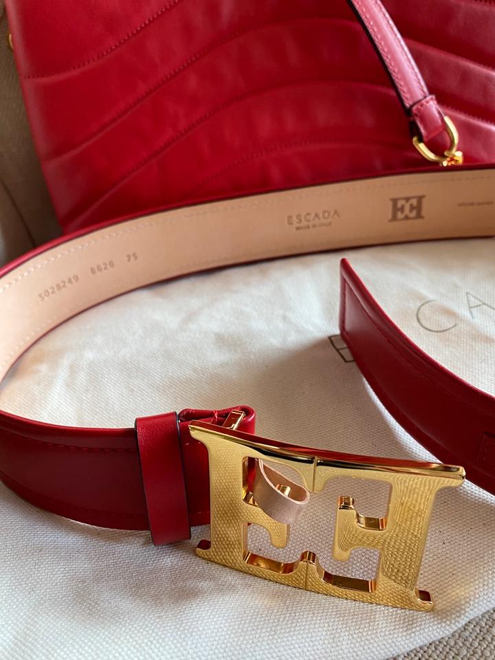 ESCADA Heart bag NEU NP 1099 Gurtel rot in Baden Wurttemberg Baden Baden kleinanzeigen