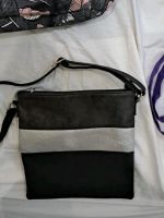 Handtasche, schwarz silber, neuwertig, inklusive Versand Nordrhein-Westfalen - Heinsberg Vorschau