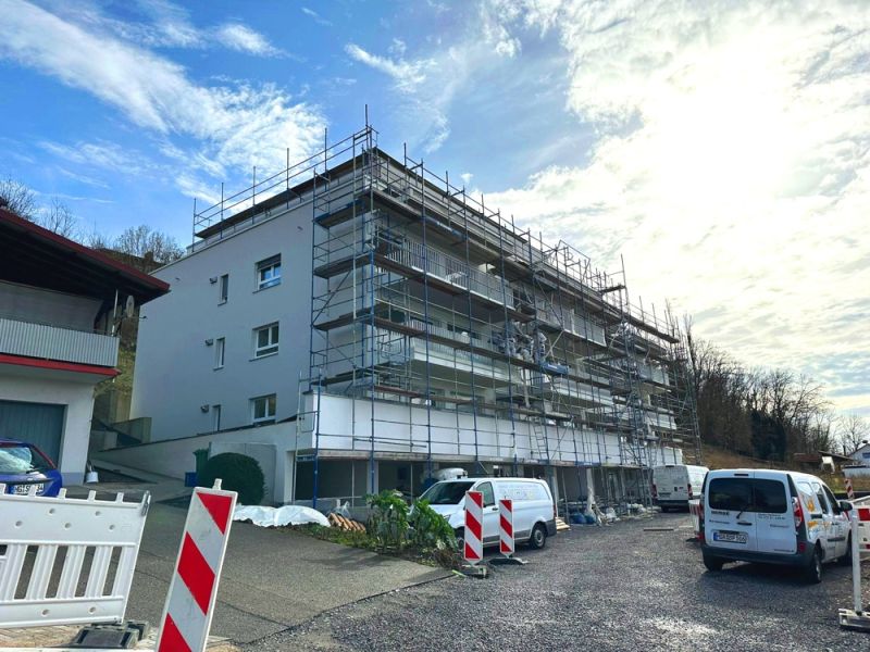 SINSHEIM: Großzügige 3-Zimmer-Neubauwohnung in Rohrbach mit unglaublichem Fernblick. GLOBAL INVEST SINSHEIM | in Sinsheim