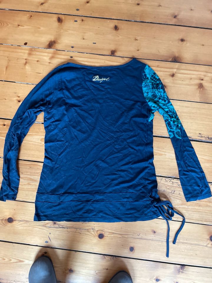 Shirt Desigual XL in Ochtrup