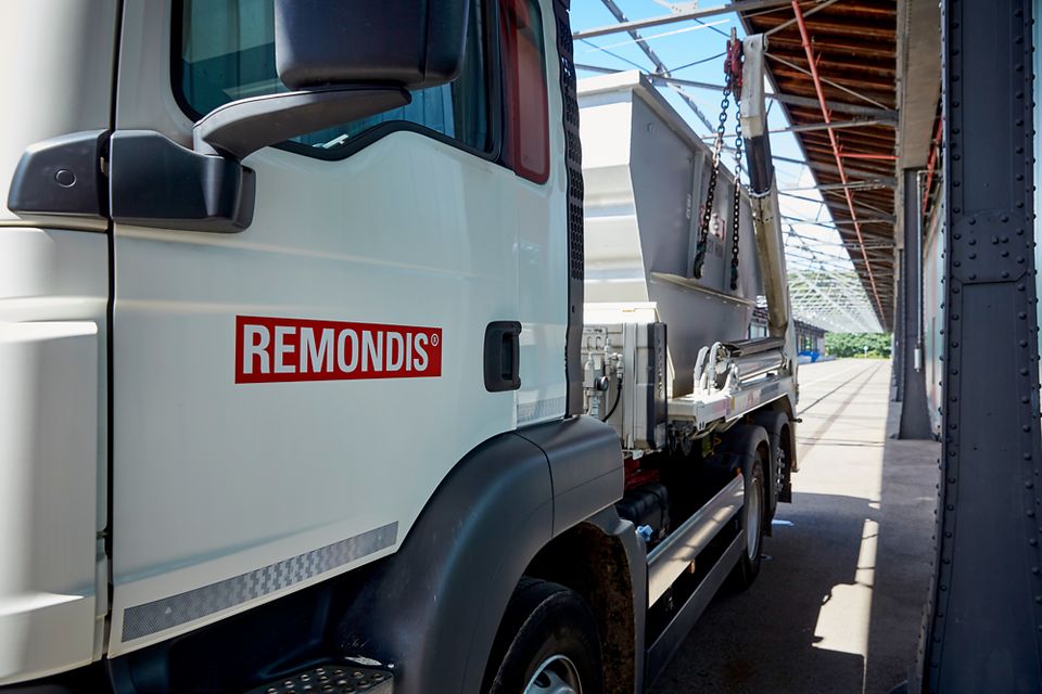 LKW Fahrer C/CE (m/w/d) in Aschersleben - 123843 in Aschersleben